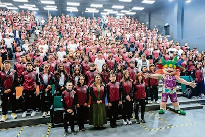 Brugada promete apoyos económicos a atletas sobresalientes