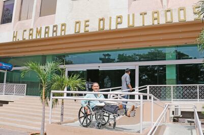 Lucha por adecuar edificio legislativo