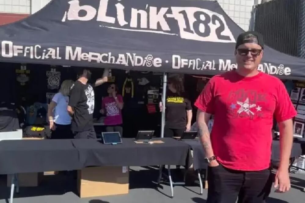 Brian Szasz, hijastro del multimillonario Hamish Harding, fue objeto de críticas por asistir a un recital en California. FOTO: FACEBOOK