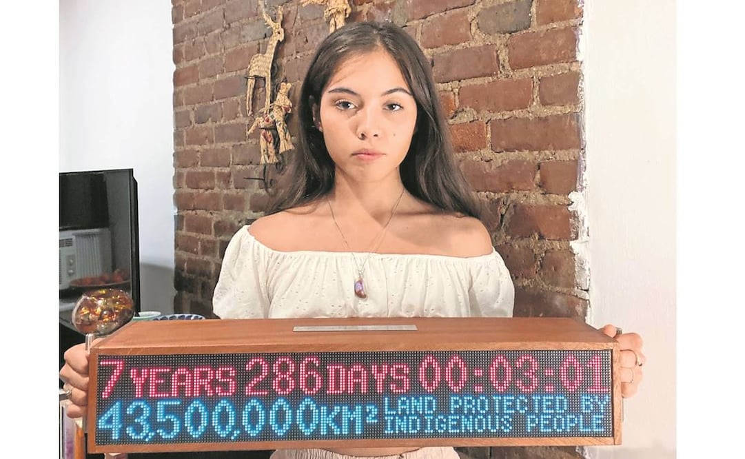 La activista ambiental mexicana Xiye Bastida tomó la palabra en la COP26, a la que no asistió el Presidente de México. Foto: Tomada de Twitter.