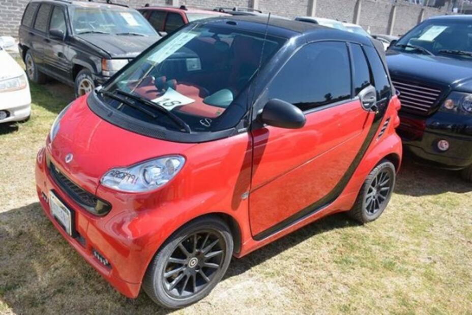 Las gangas de la subasta de autos en Los Pinos