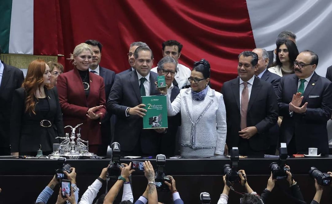 Rosa Icela Rodríguez hace entrega del segundo informe de gobierno presentado esta mañana por la presidenta Claudia Sheinbaum (01/09/2026). Foto: Gabriel Pano / EL UNIVERSAL