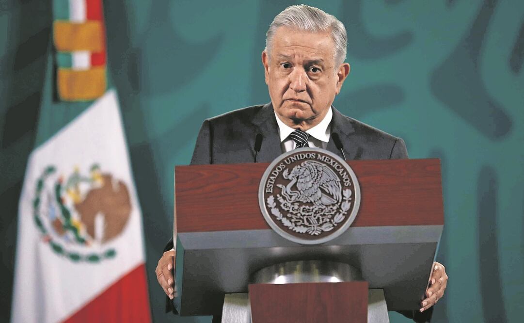El presidente Andrés Manuel López Obrador señala que es natural que el Inai presente una controversia constitucional en contra del acuerdo. Foto: Diego Simón/ EL UNIVERSAL.