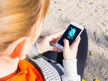 Cómo desactivar el micrófono de tu celular para que no te escuche