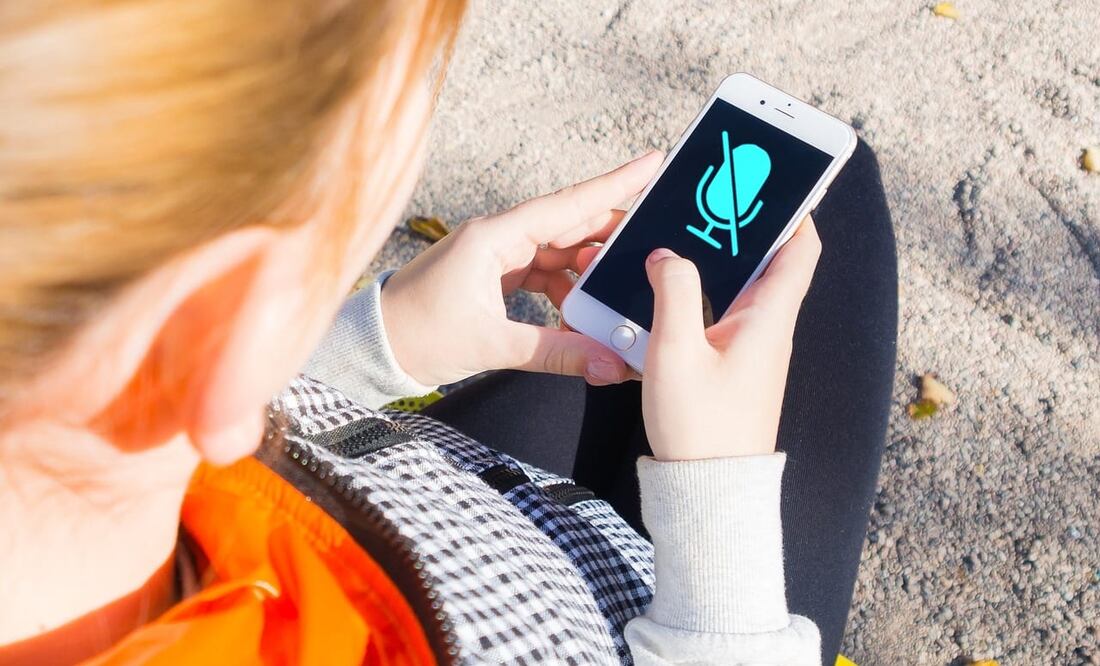 Micrófono del celular. Foto: Especial