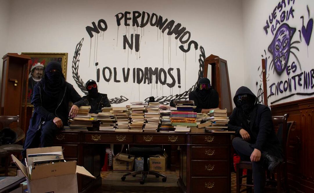 La oficina de Rosario Piedra es actualmente es la bodega para el acopio de libros para mujeres privadas de su libertad que están en el penal de Santa Martha. Fotos: Brenda Martínez/ EL UNIVERSAL.
