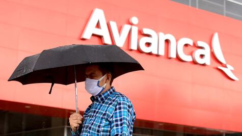 Avianca: cómo la pandemia llevó a la bancarrota a la aerolínea más antigua de América Latina