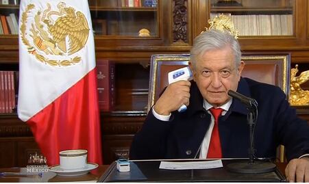 AMLO dice que sus síntomas son leves y se siente bien tras contagiarse de Covid