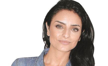 Truquean embarazo de Aislinn en serie