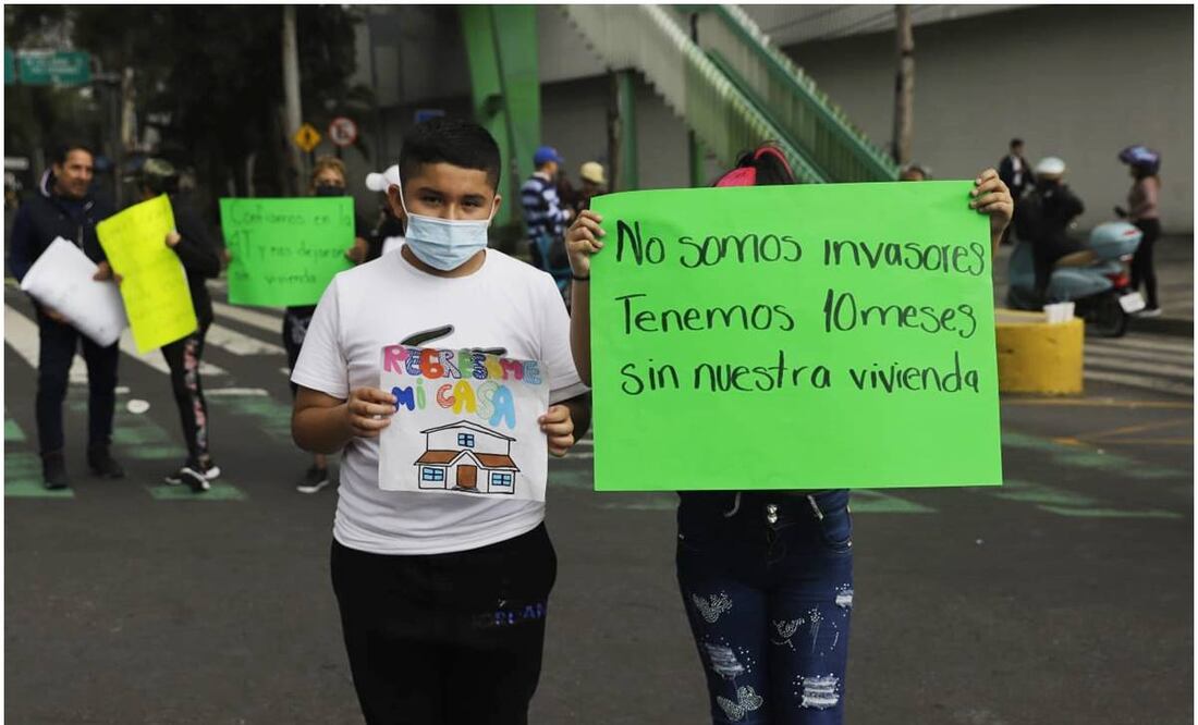 Bloqueo en Insurgentes y Eje 2 Norte. Foto: Fernanda Rojas/ EL UNIVERSAL