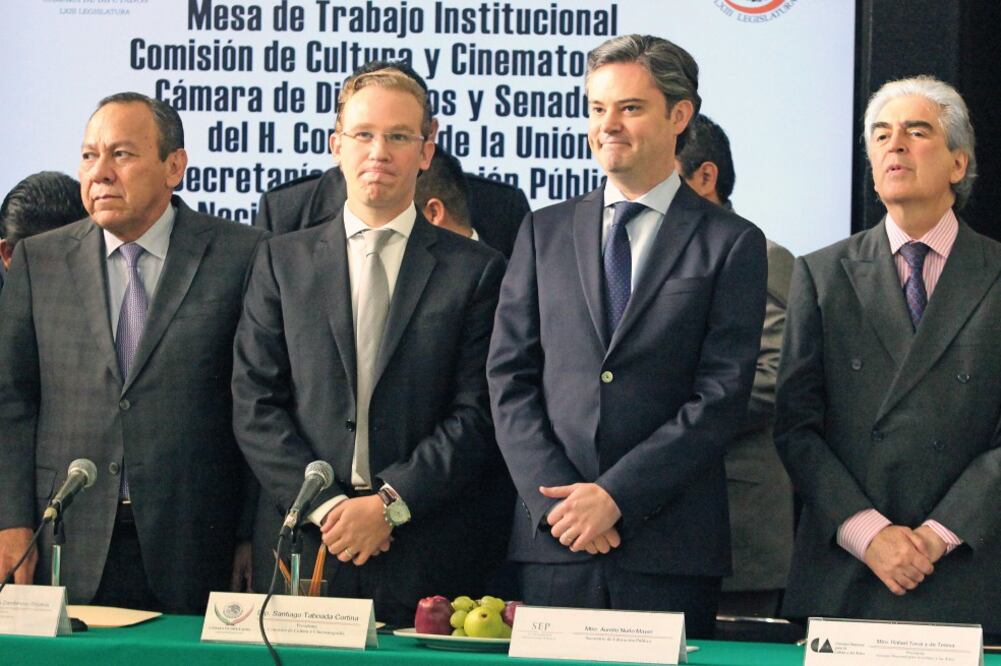 Los funcionarios pidieron trabajar en la iniciativa para fortalecer el sector cultural (LUCIA GODINEZ. EL UNIVERSAL)