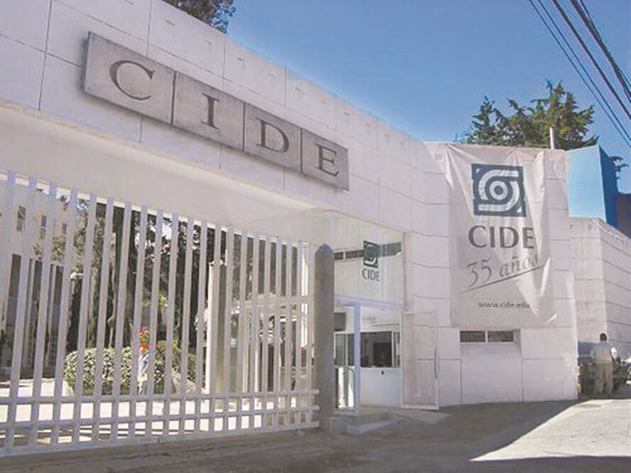 El CIDE tiene dos fideicomisos: el “1725-1-para integrar diversos fondos (patrimonial)” y el “1738-3-ciencia y tecnología”. ESPECIAL