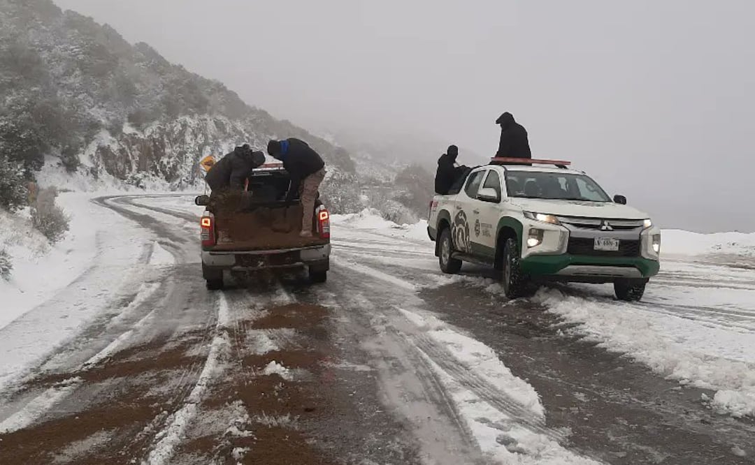 Se recorrerá dos horas la entrada en el turno matutino y se adelantará dos horas la salida en el turno vespertino. Foto: Especial
