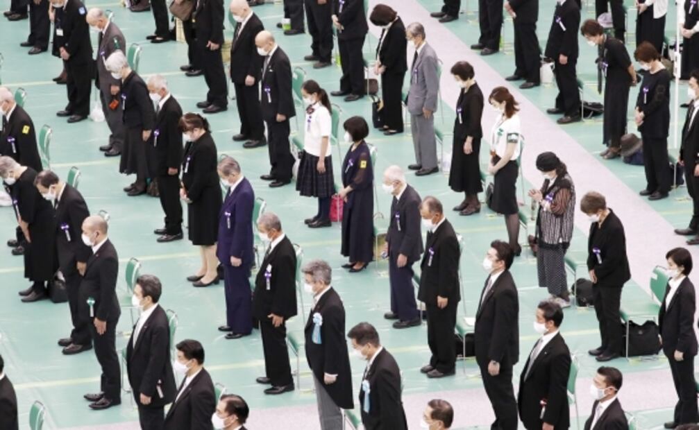 Naruhito y Abe piden "no repetir" los estragos de la Segunda Guerra Mundial en 75 aniversario