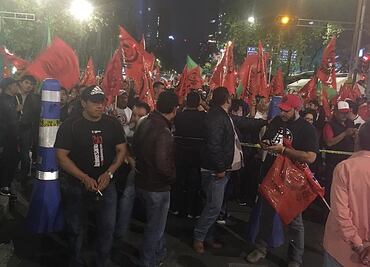 Campesinos bloquean Paseo de la Reforma