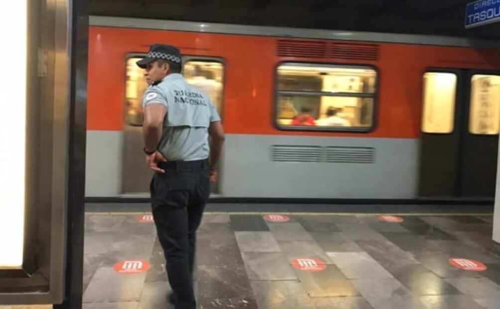 VIDEO ¿A favor o en contra? Chocan opiniones de usuarios por presencia de la Guardia Nacional en el Metro