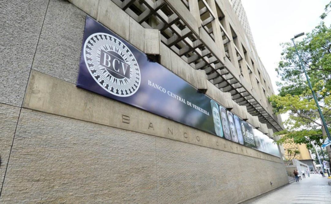 Gobierno de Maduro saca al menos 8 ton de oro de Banco Central de Venezuela: diputado opositor y fuentes de gobierno