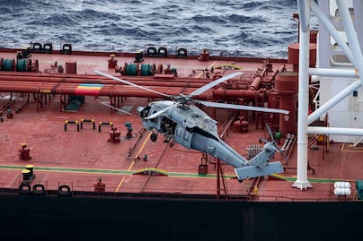 EU intercepta otro petrolero en el Índico; acusado de violar bloqueo al crudo en el Caribe