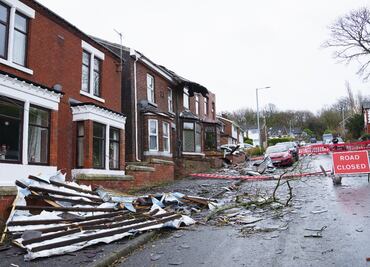 Tormenta paraliza trenes y deja a miles de personas sin electricidad en Escocia y el norte de Inglaterra