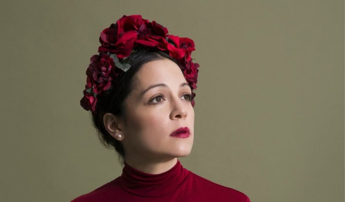 La mayor virtud de un viajero es "poder viajar ligero". (Foto: Sitio Oficial Lafourcade.com)