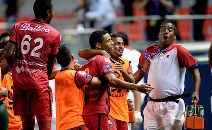 Gallos pierde de último minuto en Concachampions