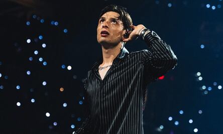 Peso Pluma ayuda a damnificados por "Milton" y cancela los conciertos que ofrecería en Florida 