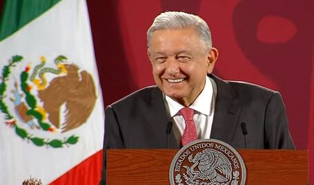 “Va estar bueno el acarrero”: AMLO ironiza sobre marcha del próximo domingo y da una serie de lemas