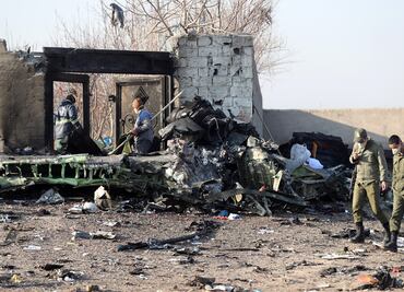 Irán enviará cajas negras de avión derribado "por accidente" a Ucrania