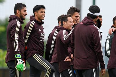 Tricolor recibe asesoramiento arbitral para el Mundial