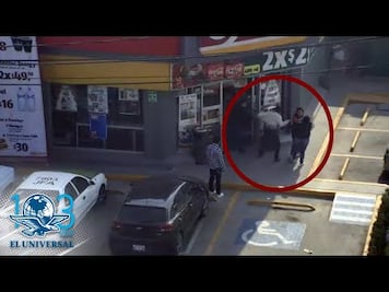 Captan momento en que policías frustran robo a Oxxo en Edomex
