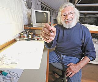 "Crítica a los poderosos es indispensable en periodismo": Helio Flores