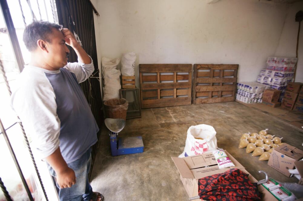 Diconsa detectó en una auditoría que maíz que debía ser comercializado en comunidades mexicanas fue vendido en Guatemala e incluso los propios encargados del almacén llevaban el producto en lanchas por el río Suchiate. ()