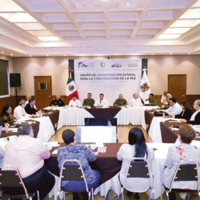 Francisco García Cabeza de Vaca acude a la instalación del Grupo de Coordinación para la Construcción de la Paz. (ARCHIVO EL UNIVERSAL)