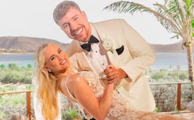 MrBeast se casa con Thea Boyseen en isla privada; youtuber comparte épicas fotos de la boda
