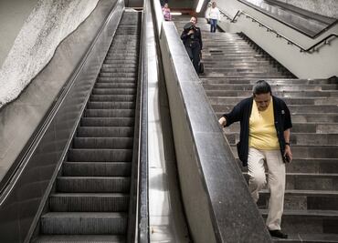 Niño se accidenta en escaleras mecánicas de la Línea 7 del Metro