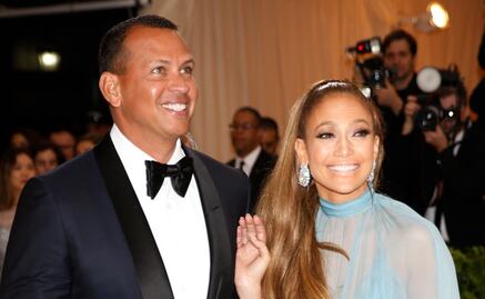 Jennifer Lopez comparte romántica foto junto a Alex Rodríguez