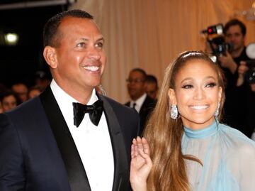 Jennifer Lopez comparte romántica foto junto a Alex Rodríguez