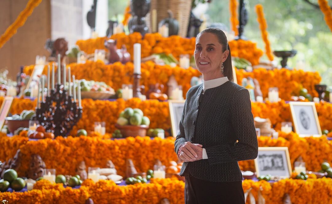 La presidenta Claudia Sheinbaum Pardo compartió a través de un video la ofrenda que se colocó en Palacio Nacional. Foto:Especial