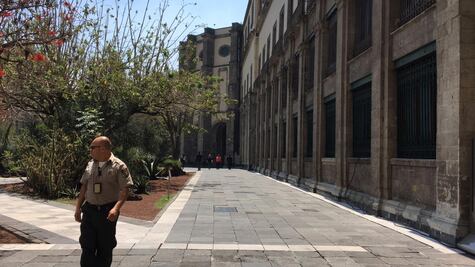 Crónicas del coronavirus: Guía de turistas pide a AMLO no cerrar museo de Palacio Nacional