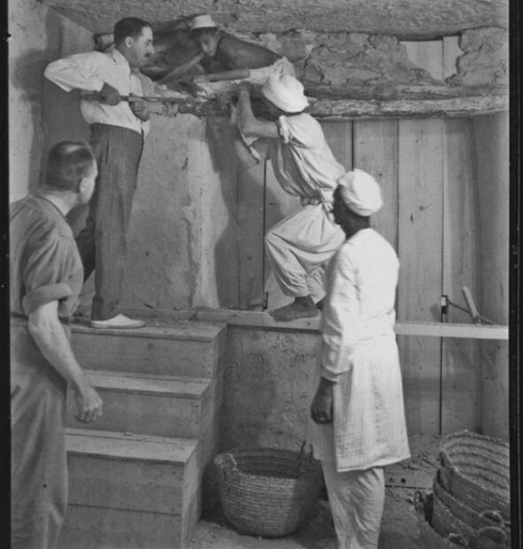 Aristócratas y Arqueólogos