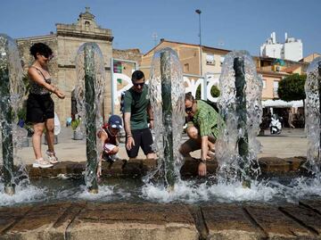 Europa afronta temperaturas extremas; hay alertas rojas en Francia, Italia y España por calor