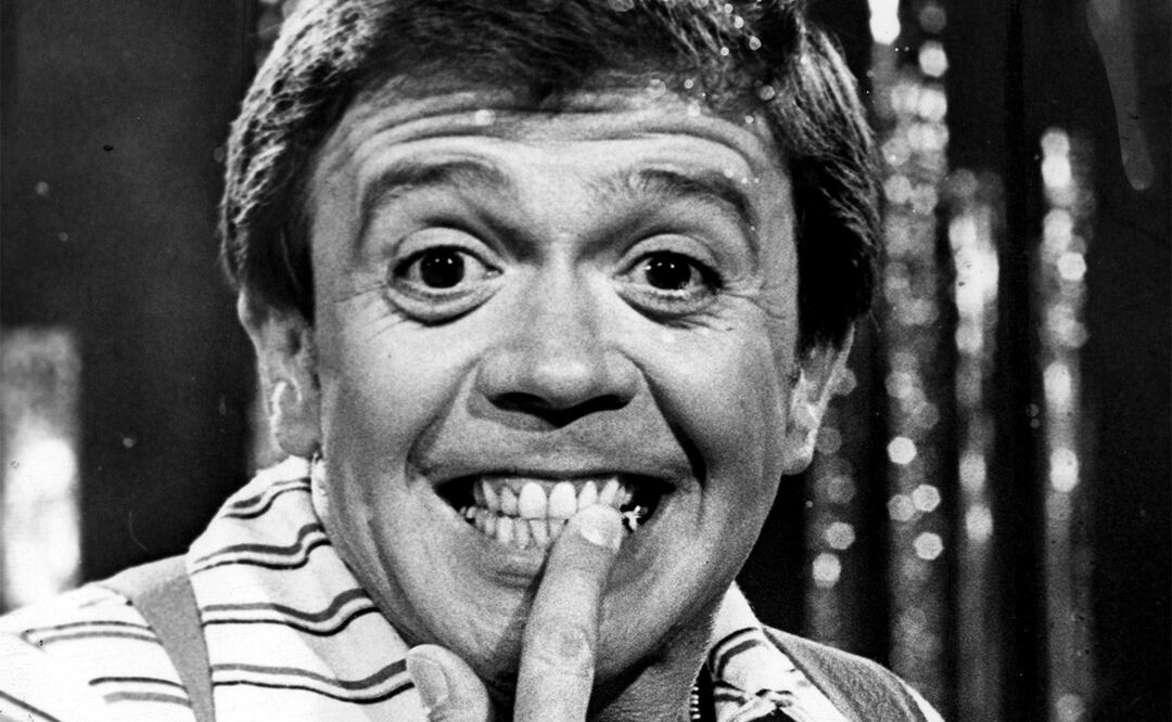 Chabelo, el "niño" de 85 años que es leyenda en la TV