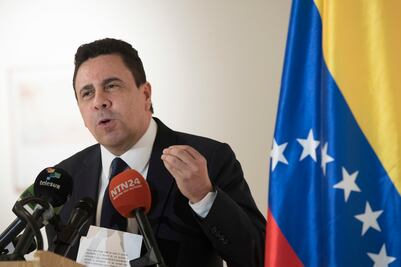 Venezuela rechaza "excusas" de México y Colombia sobre presunto plan con la CIA