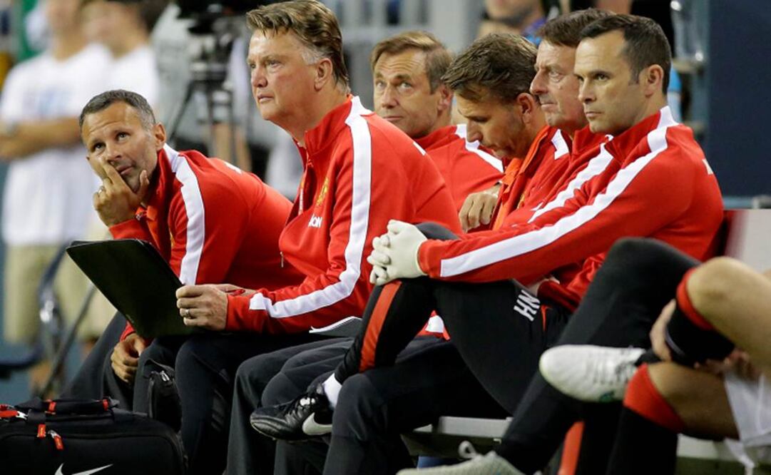 Lousi van Gaal durante un juego de pretemporada. Archivo 