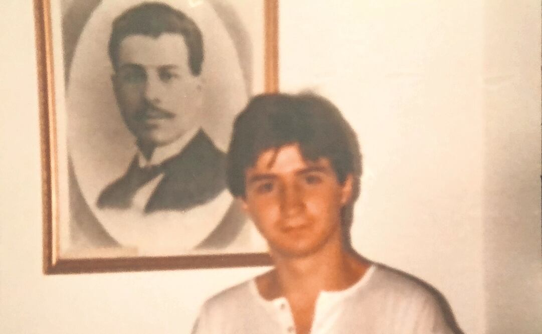 En 1985, el ensayista Fernando Fernández viajó a Jerez, Zacatecas, para conocer la Casa Museo de Ramón López Velarde. Foto: Fernando Fernández