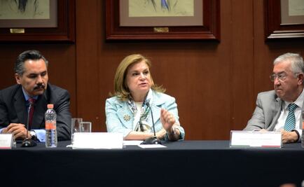 Pide Gómez a funcionarios de SFP recuperar confianza ciudadana