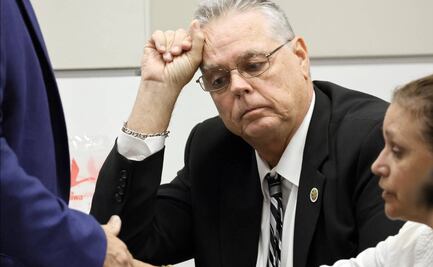 Hallan no culpable a exresponsable de seguridad durante masacre en colegio de Parkland, Florida