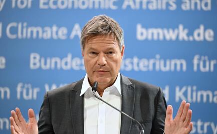 Ministro alemán anuncia candidatura a canciller por Los Verdes tras colapso de coalición; ambiente en Alemania es tenso, dice