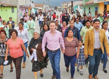 Entrega Velasco mejoras en vialidades