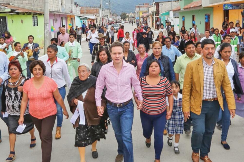 Apuesta por desarrollo Manuel Velasco dijo que su prioridad es el progreso equitaativo en todas las regiones (ESPECIAL)